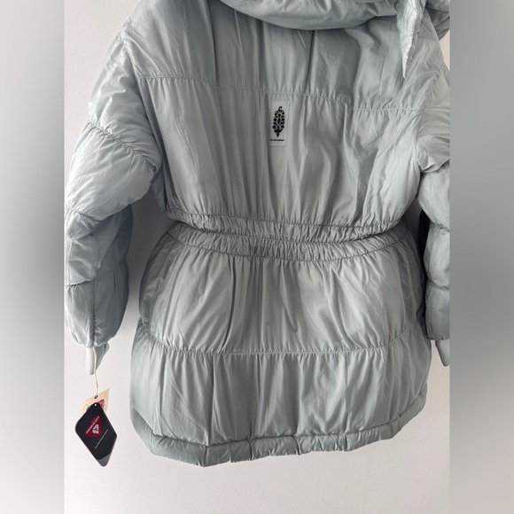 FREE PEOPLE NWT Like A Dream Long Reversible Puffer Jacket in Smoked Sage L - Picture 13 of 15